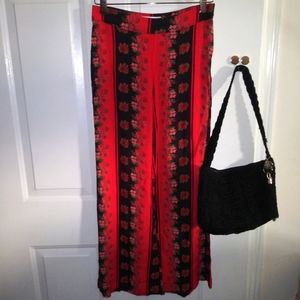 Urban Outfitters red rose boho 70s pants size 0
